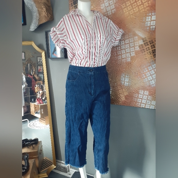 Zara Dark Wash Barrel Style Jeans - Picture 1 of 14